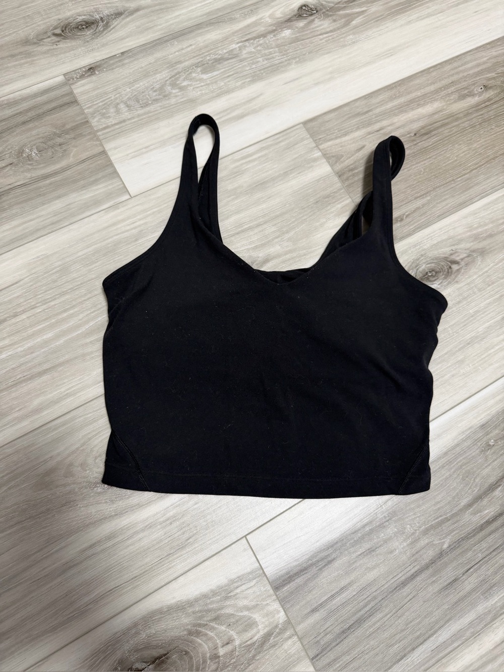 Lululemon   Black Cropped Sports Bra Tank sz 6